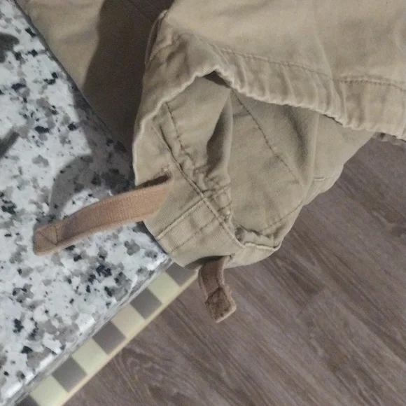 Aeropostale khaki cargo shorts - Picture 9 of 11